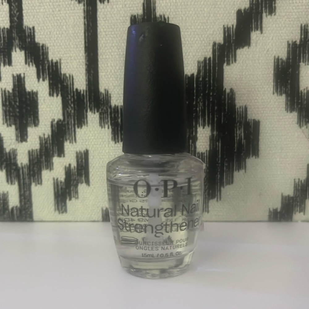 Natural nail straightener